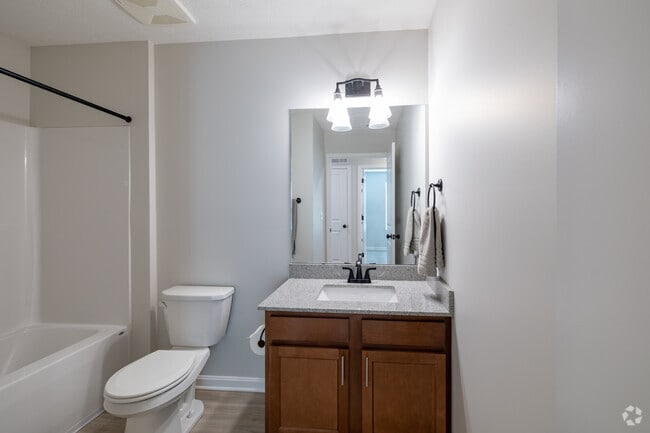 2BR, 2BA - 1,067SF Bathroom