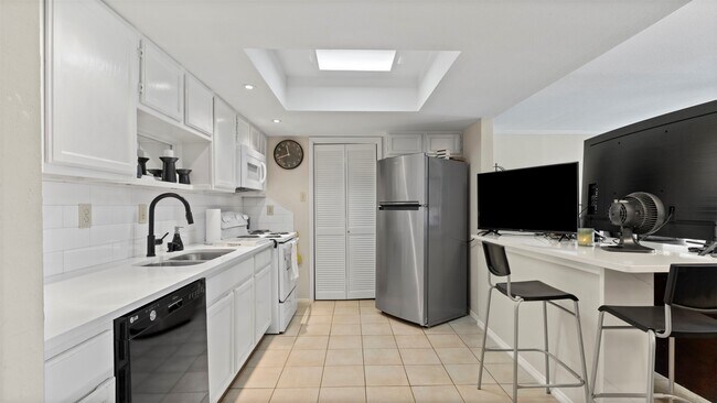Photo - 14777 Wunderlich Dr Unidad True