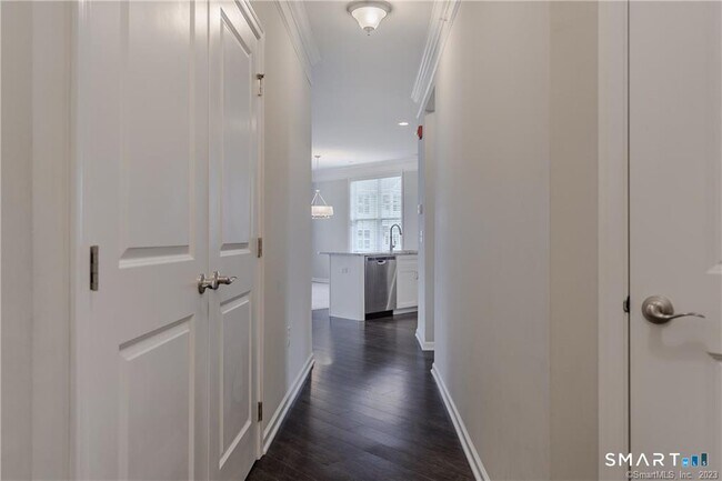 Photo - 822 Center Meadow Ln Unit 822