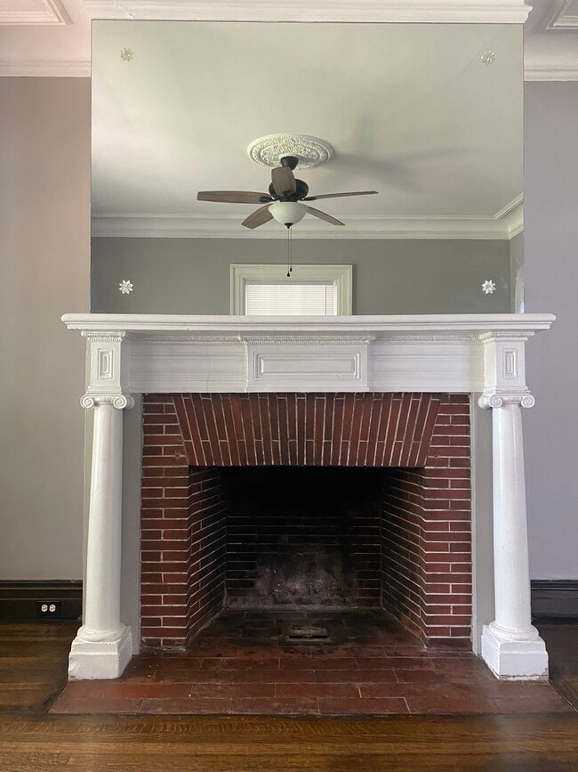 Photo - 104 Manning Blvd