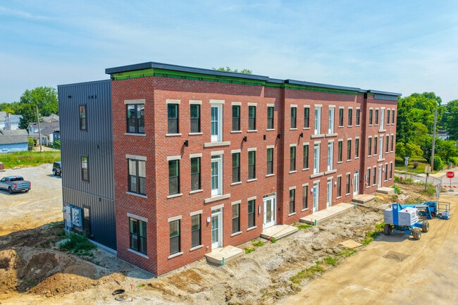 Building Photo - Flats at Lock 9
