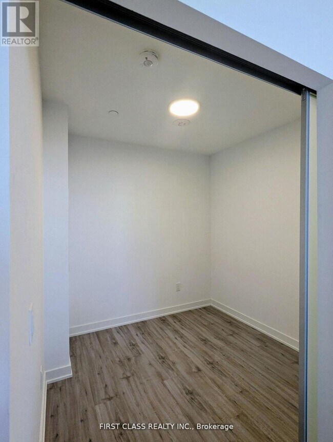 Photo - 252 Church St Unit 805