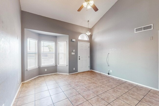 Photo - Charming 3-Bedroom, 2-Bath Home in Horizon City!