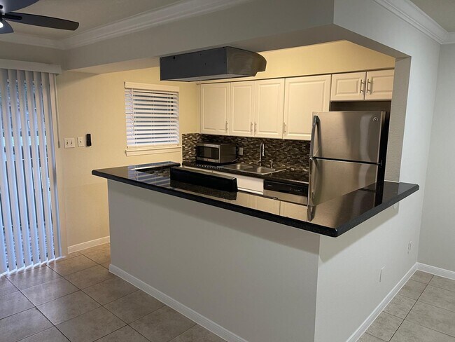 Photo - 8229 Kingsbrook Rd Unit 228