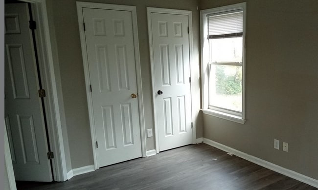 Photo - 3BR/2Ba- LEASING SPECIAL - MOVE IN BY 1/1/2026 AND RECEIVE 2ND MONTH OF RENT FREE.