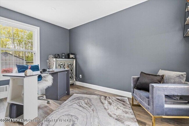 Photo - 5 Autumn Ave