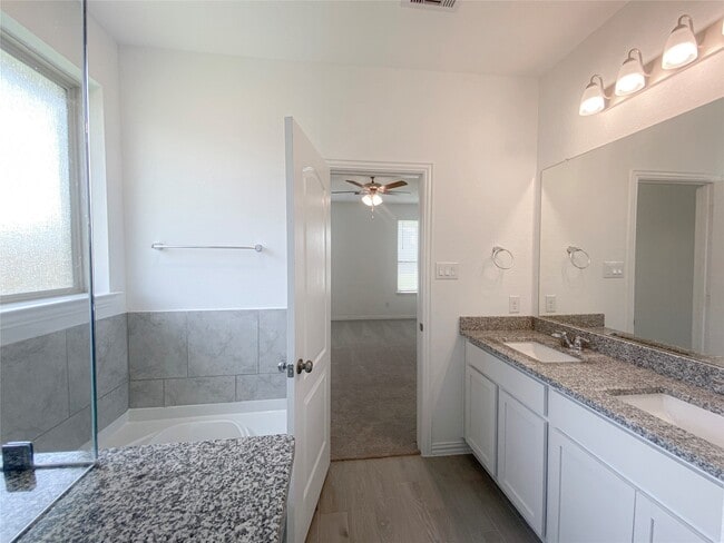 Photo - 8014 Chukka Dr