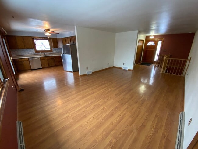 Photo - 42 W Toledo St