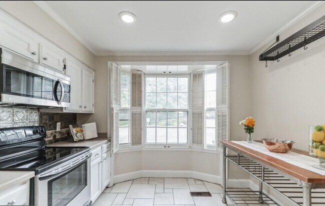 Photo - 6813 Indian Run Ct