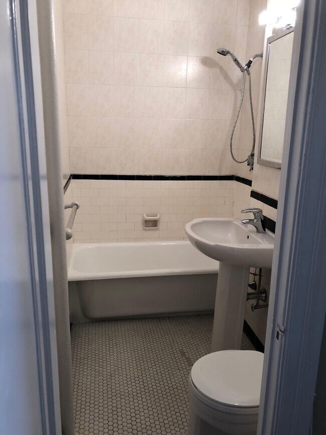 Photo - Brookline 2 Bed available 2/19