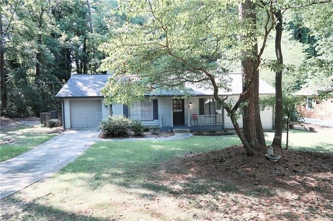 Photo - 2894 Sawgrass Trail SW House
