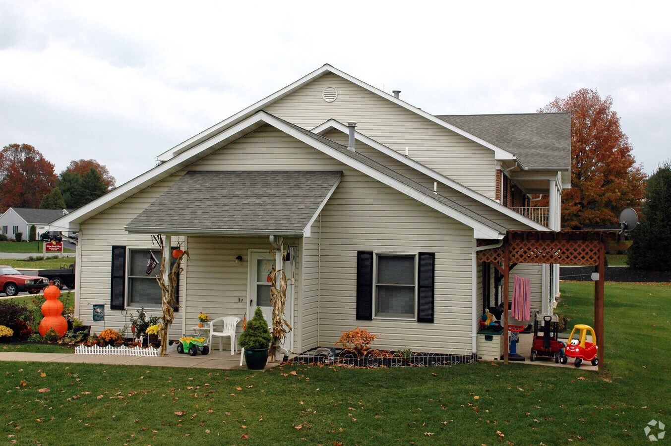 Photo - 102 Wycliffe Dr