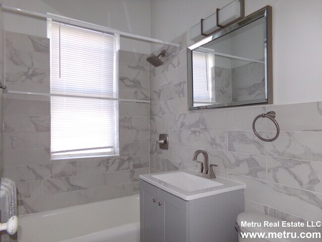 Photo - 7600 N Greenview Ave Unit 314