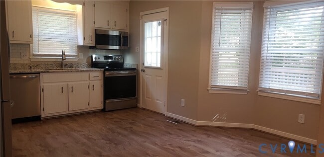 Photo - 7166 Full Rack Dr