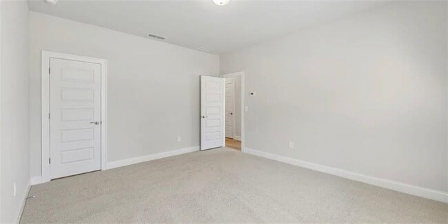 Photo - 403 Elise Wy