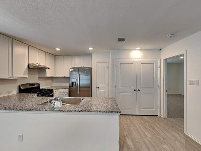 Photo - 5310 Devils Rdg