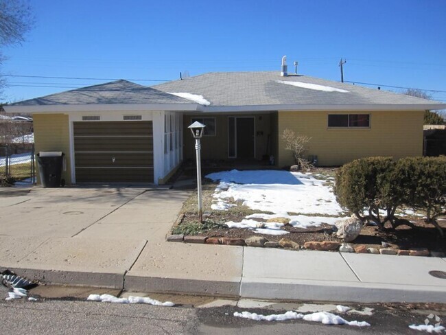 Building Photo - 3 B / 1 B Home in La Vista Park