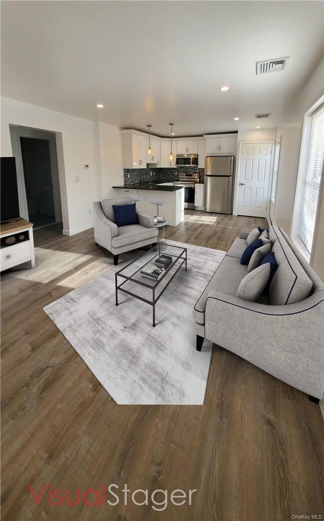 Photo - 7 White Plains Ave