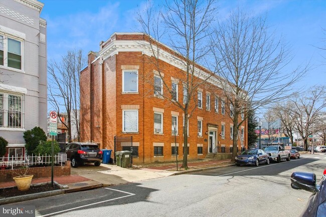 Building Photo - 150 Seaton Pl NW Rental