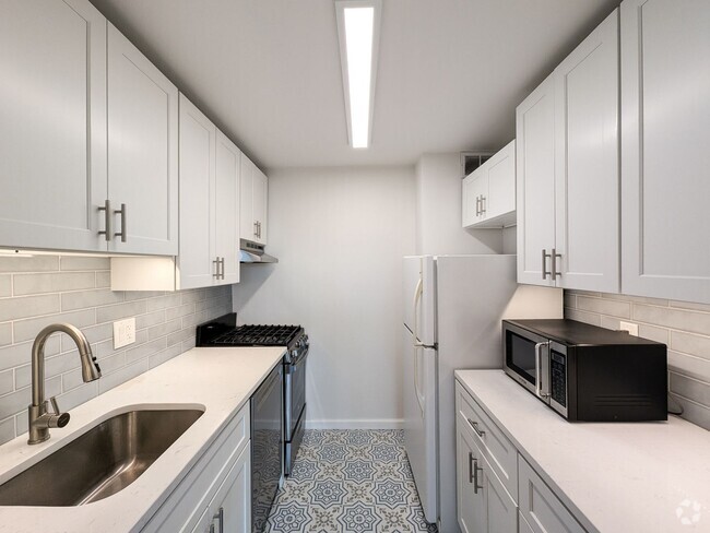 Building Photo - Top-Floor Junior 1BD Near Downtown Silver ... Rental