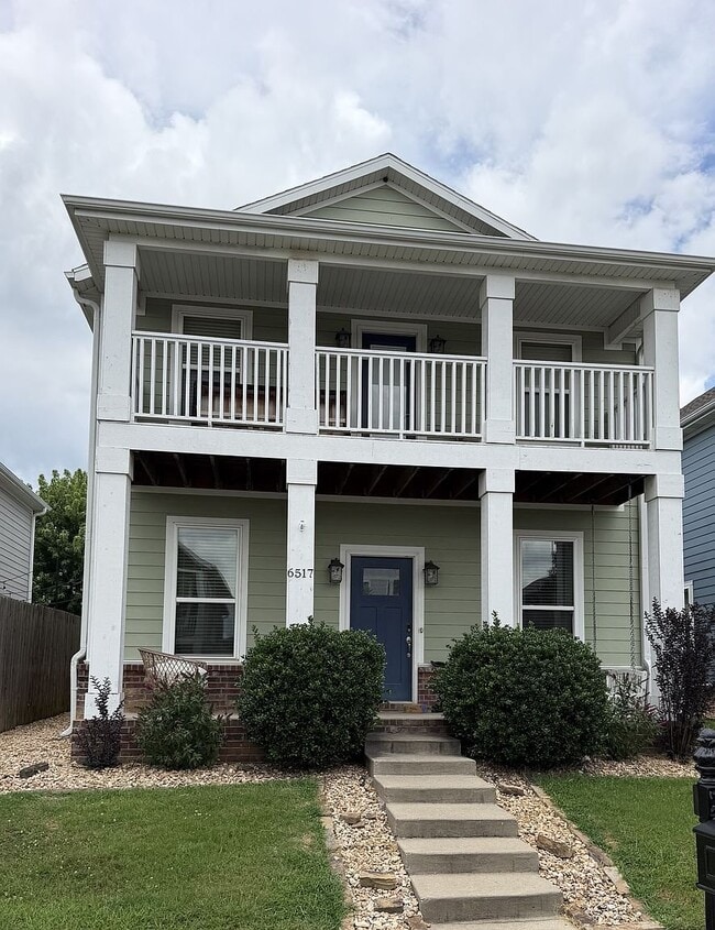 Building Photo - 6517 W Pleasant Way