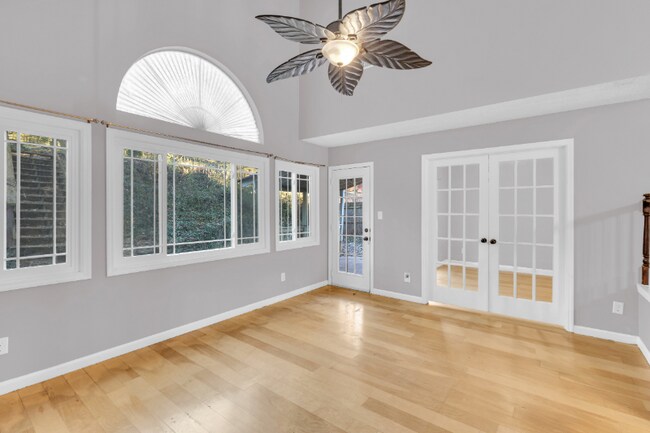 Photo - 1264 Watercrest Cir