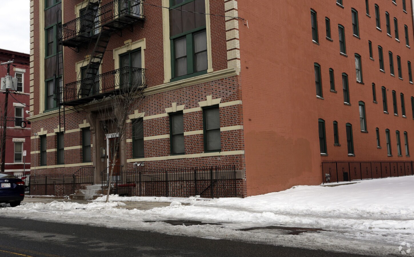 Photo - 608 Bramhall Ave