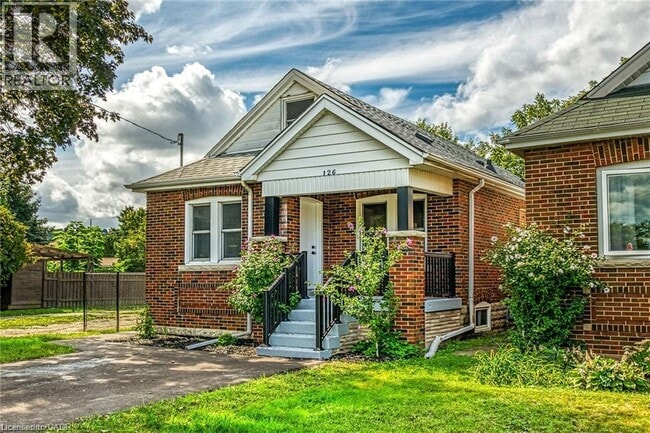Photo - 126 Auburn Ave