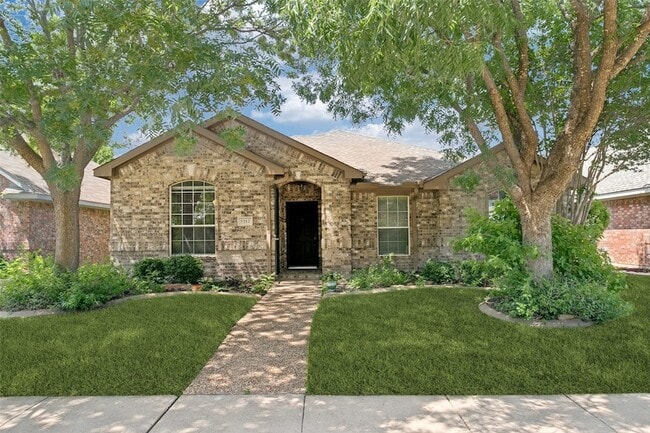 Building Photo - 5212 Spicewood Dr