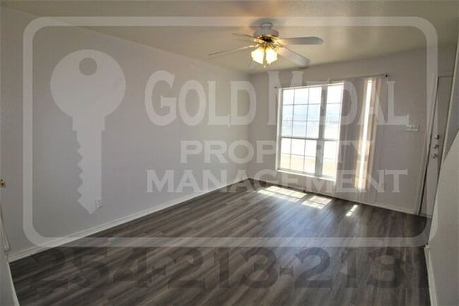 Photo - 4205 Alan Kent Dr