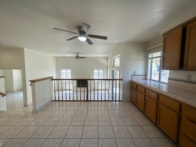 Photo - 325 Melbourne Dr