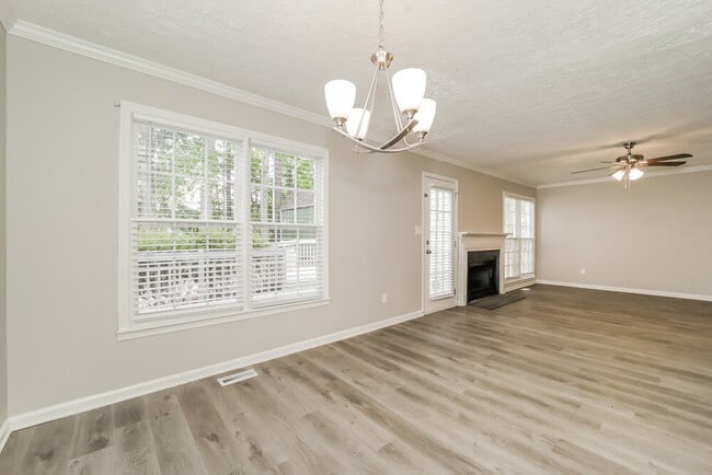 Photo - 1769 Bertram Ln SW