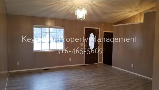 Photo - Spacious 4 Bedroom 2 Bathroom House