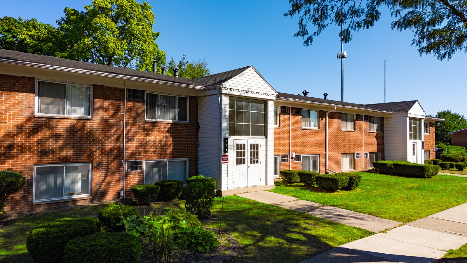Park High Apartments - Park High Apartments