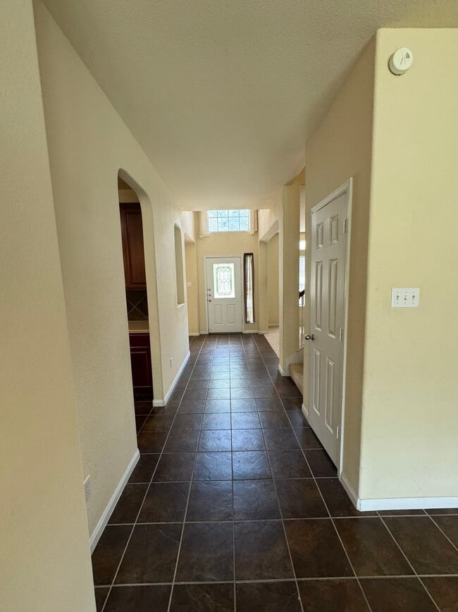 Photo - Beautiful 2 Story 4 Bdrm 2.5 Bath With a Loft
