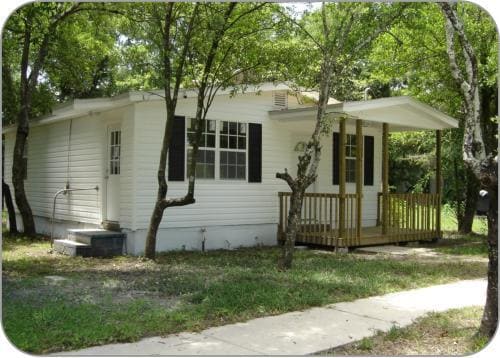 Building Photo - 1138 E 19th St Rental