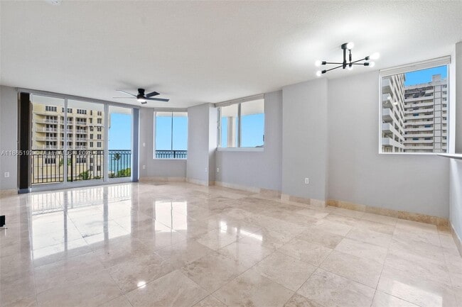 Photo - 2001 N Ocean Blvd Unidad 701
