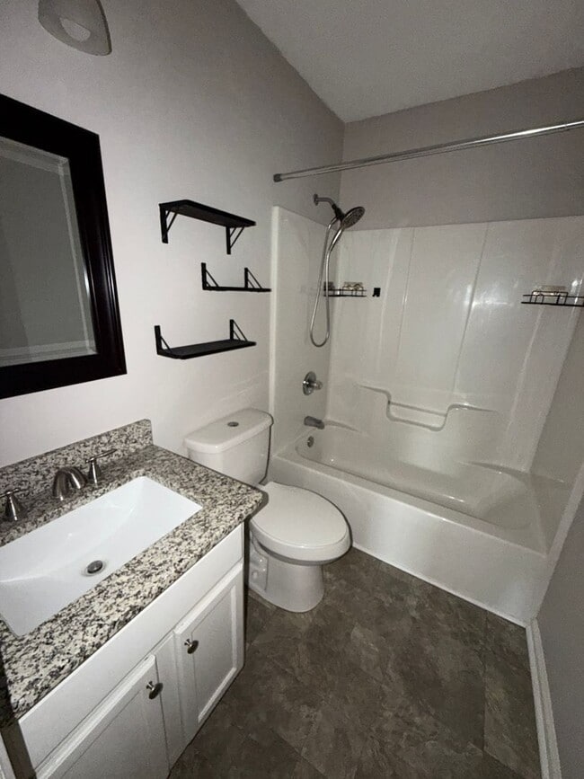 Photo - 3 bedrooms, large lot, updated interior!