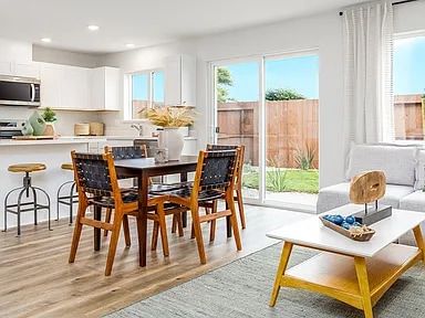 Photo - 815 Congaree Ln