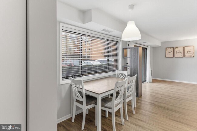 Photo - 4371 Cherry Hill Rd Unit 204