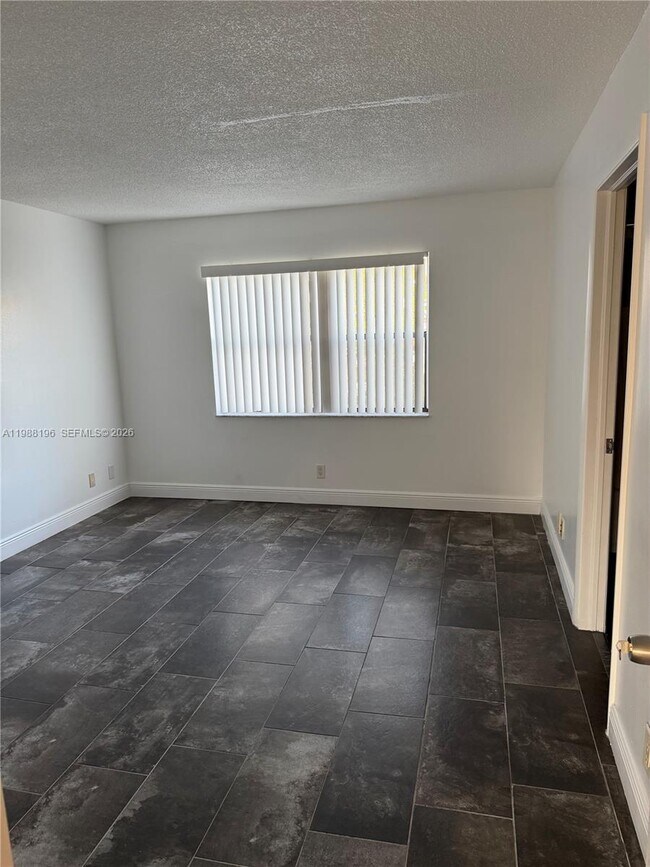 Photo - 9355 SW 8th St Unit 305