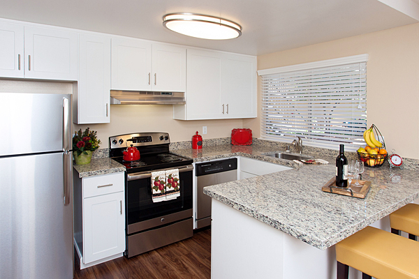 Tamarack Apartment Homes - Tamarack Apartment Homes