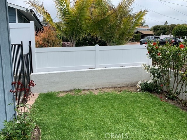 Photo - 480 Thalia St