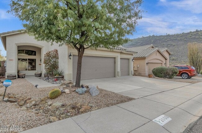 Photo - 2009 E Creedance Blvd