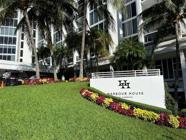 Photo - 10275 Collins Ave Unit 112