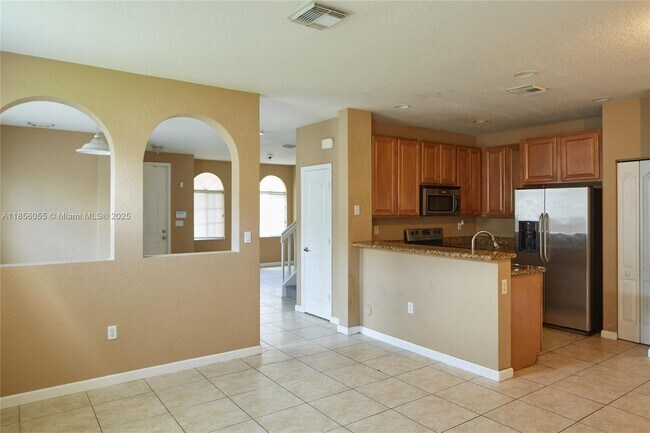 Building Photo - 27910 SW 140th Ave Rental