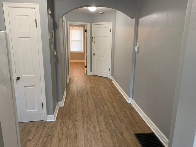 Photo - 4960 Kemper Ave Unidad 2nd floor