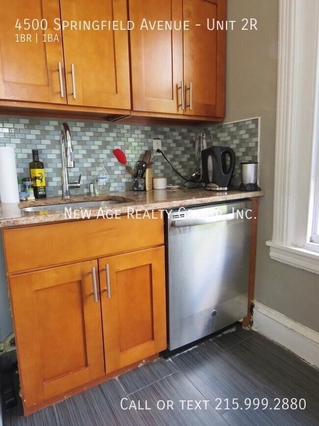 Photo - 4500 Springfield Ave Unidad 2R