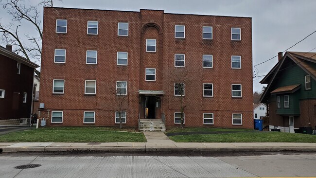 Photo - 1511 McFarland Rd Unit 4