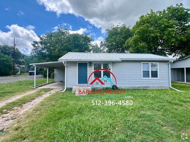 Building Photo - Available: Charming 2 Bedroom 1 Bath with ... Rental